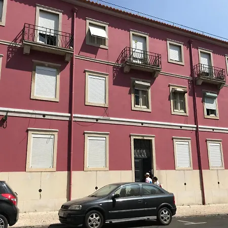 Sweet With Terrace In Apartment Lisbon