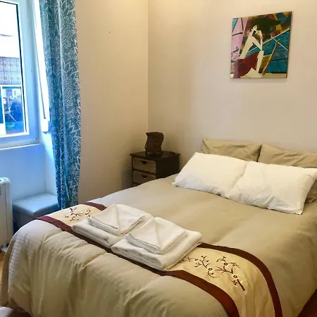 Sweet With Terrace In * Lissabon